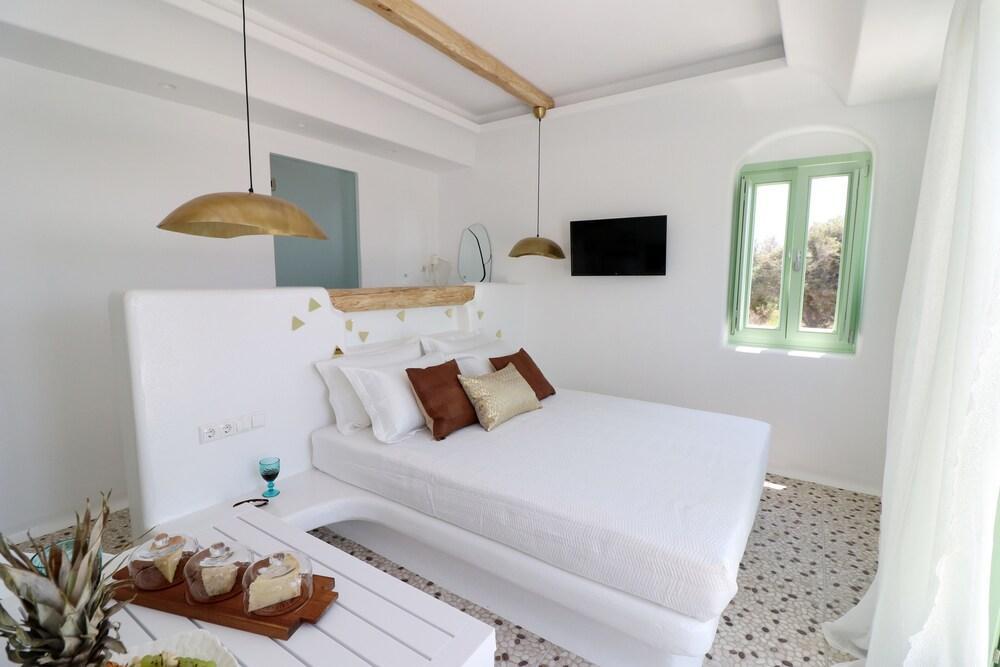 Depis Luxury Suites Naxos City Exterior foto